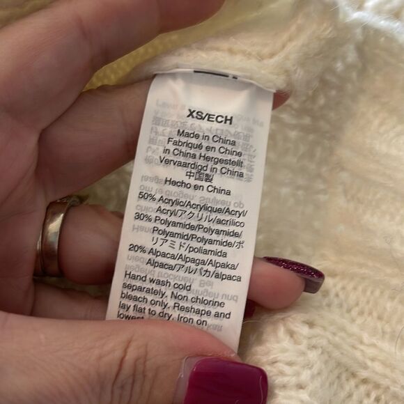 J. Crew AF007 Cable Knit Sweater Cream Light Weight Pullover XS - Picture 3 of 4